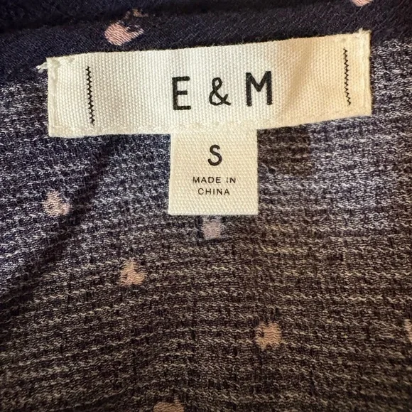 E & M Navy Blue Polka Dot Lace Trim Top Size Small Boho Embroidered Festival - Picture 8 of 12